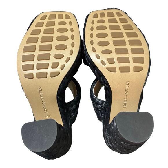 New Auth. Bottega Veneta Trinity Black Raffia Braided Platform Heel Sandals 38.5 - Picture 8 of 10